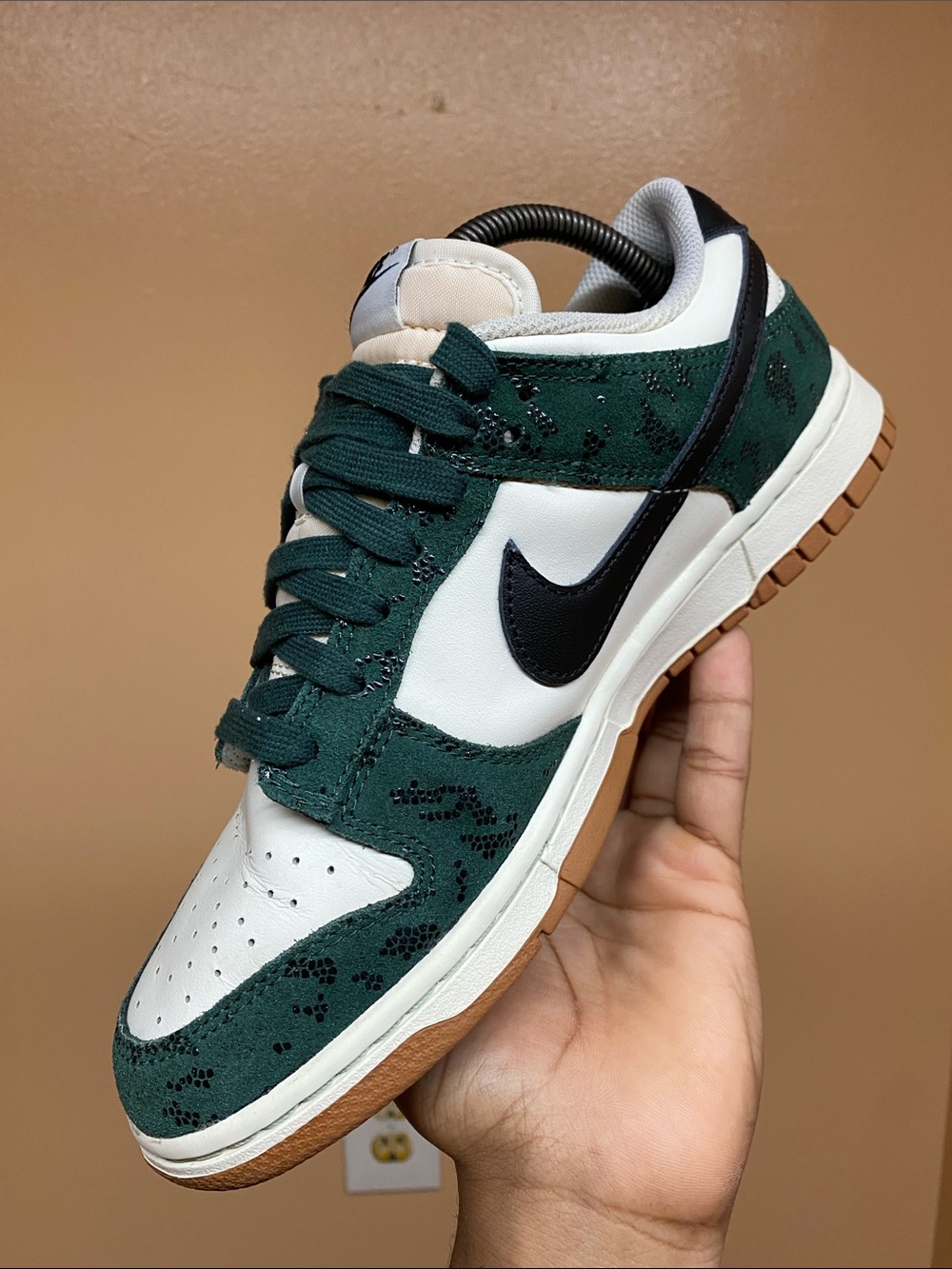 Nike Dunk Low Women's “Green Snake” Size 9 FQ8893-397 - Picture 9 of 17